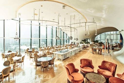 VVG Food Play Restaurant & Bar