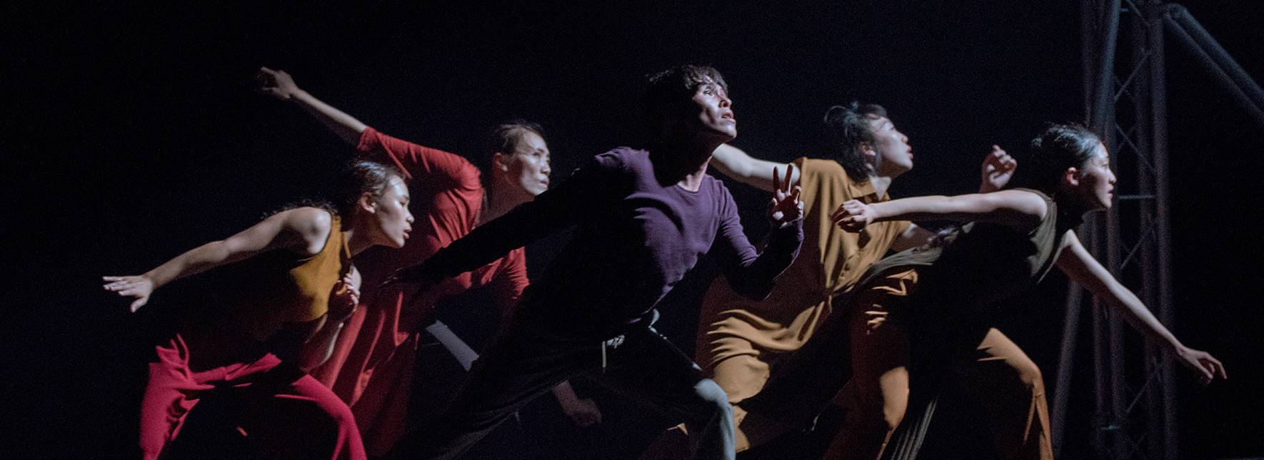 滯留島舞蹈劇場《浮游體》