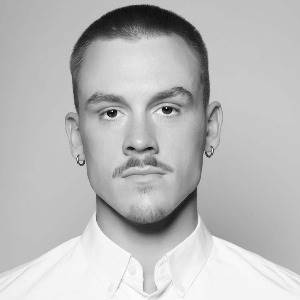 湯姆．戴維斯─鄧恩