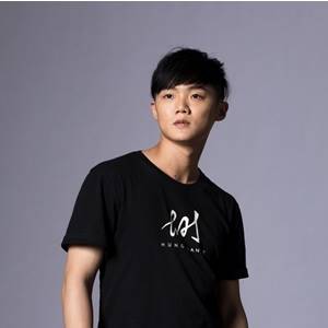 頼翃中（ライ・ホンチョン）