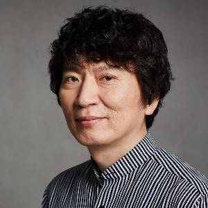 趙容新（CHO Yong-shin）