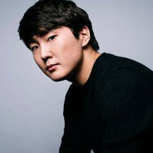 チョ・ソンジン　Seong-Jin Cho