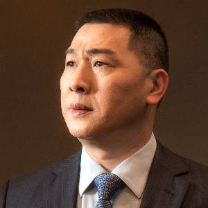 唐文華（飾演乾隆）