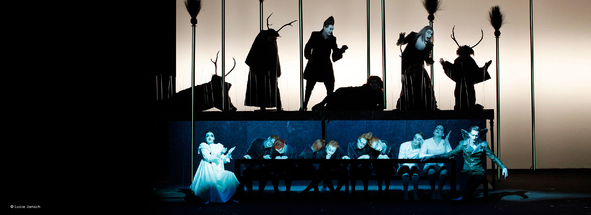 Berliner Ensemble 《Peter Pan》 Berliner Ensemble 《Peter Pan》