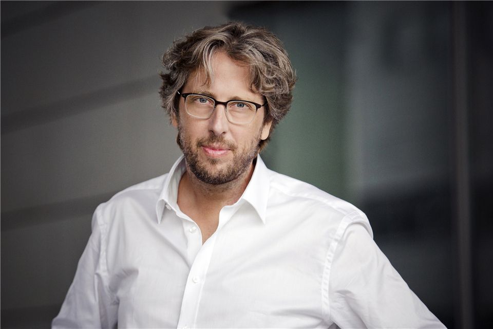 麥可.奈斯托洛維奇 Conductor: Michal Nesterowicz