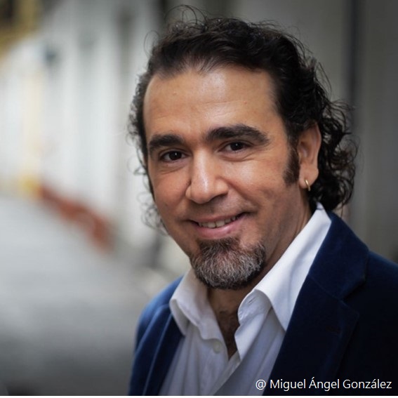 大衛.拉哥斯 David Lagos