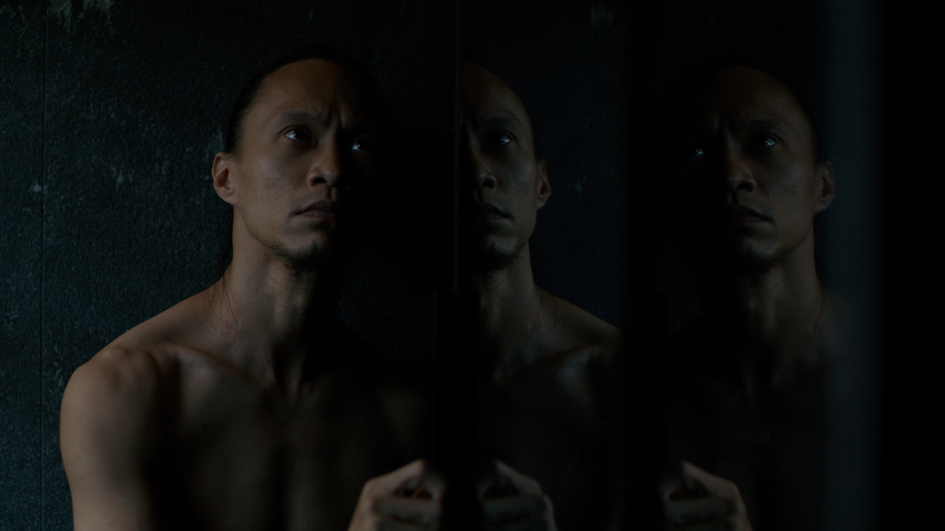 《伴》