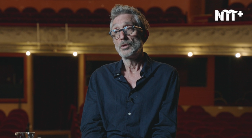 什麼是劇場服裝設計